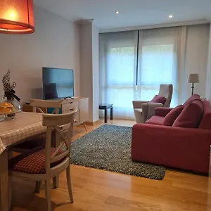 En El Centro Con Garaje Directo. Apartamento Bilbao