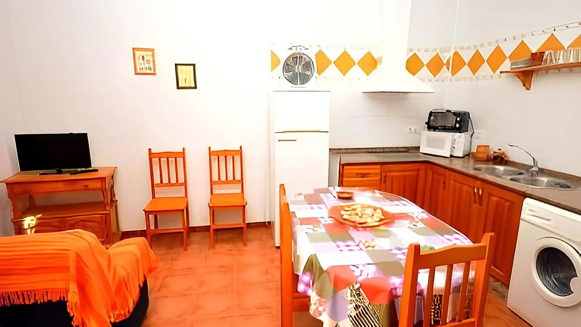 Apartamentos Noria Familias Y Parejas Gold Conil De La Frontera 0*,  España